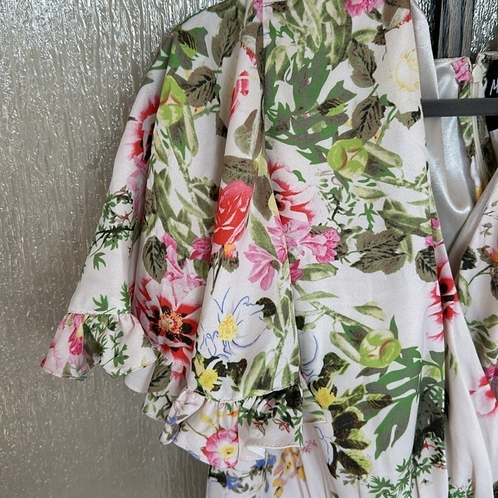 Mac Duggal FLORAL PRINT FAUX WRAP FLUTTER SLEEVE A LINE GOWN size 12 $498 - Picture 11 of 15